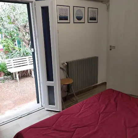 La Dependance In Centro Apartmán *